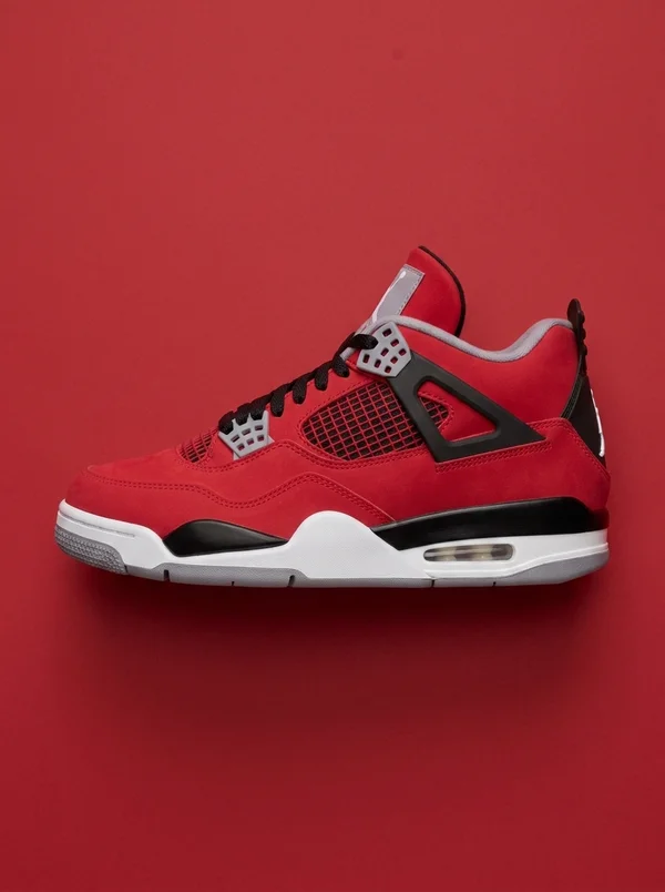 Jordan Retro 4