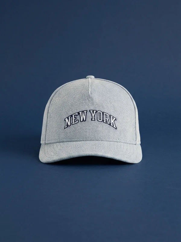 Kith & New Era for the New York Knicks Denim 9Forty M Crown Snapback - Mid Indigo