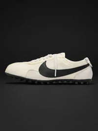 Nike Moon Shoe Soft Pearl Black