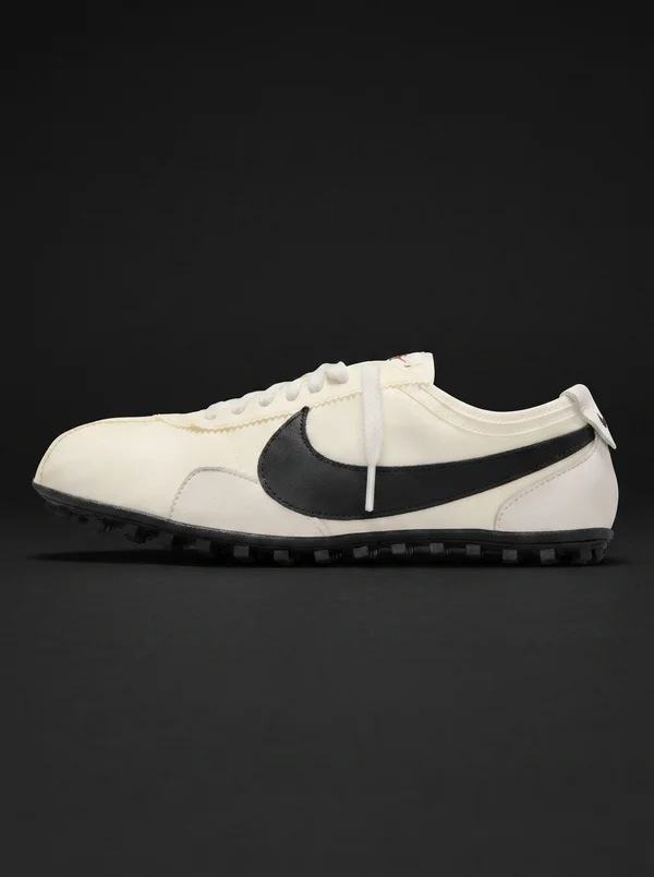 Nike Moon Shoe Soft Pearl Black