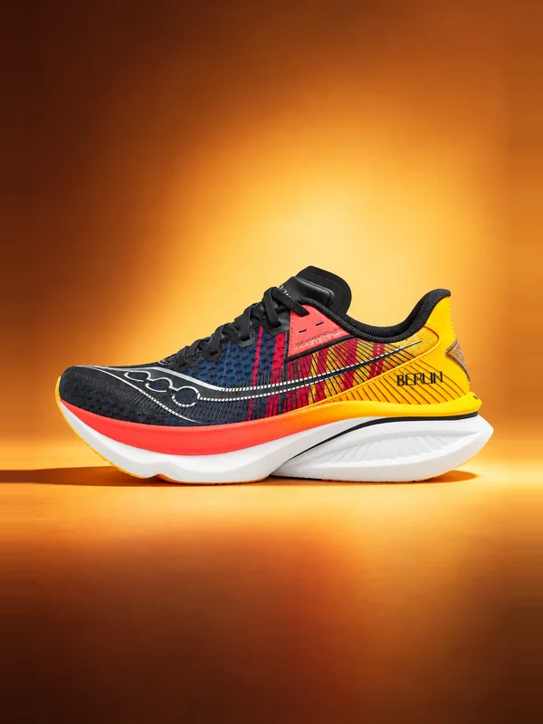 Saucony Berlin Endorphin Azura Black / Fusion